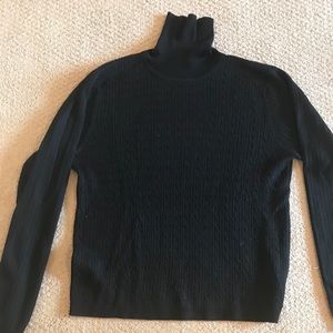 Beautiful Black cable and ribbed turtleneck